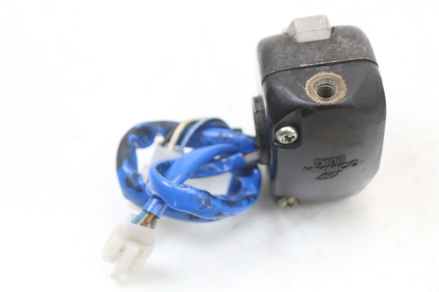 photo de MANUBRIO SINISTRO KYMCO AGILITY 4T 50 (2005 - 2018) - Zoom sullo stato d'uso