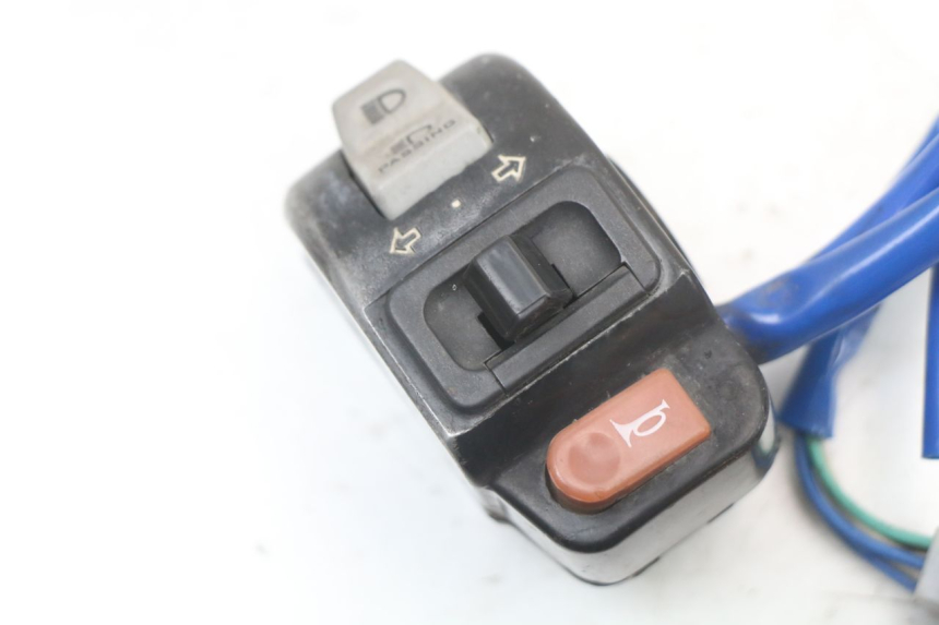 photo de MANUBRIO SINISTRO KYMCO AGILITY 4T 50 (2005 - 2018) - Dettaglio del componente