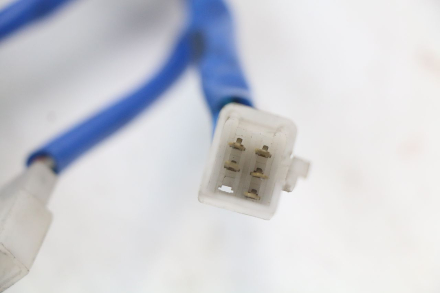 photo de MANUBRIO SINISTRO KYMCO AGILITY 4T 50 (2005 - 2018) - Marcature e riferimenti originali