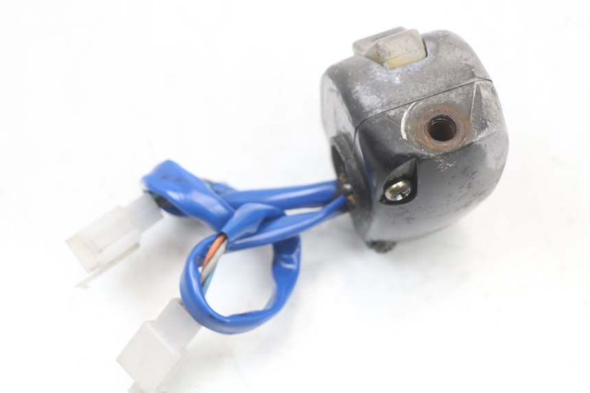 photo de MANUBRIO SINISTRO KYMCO AGILITY 4T 50 (2005 - 2018) - Altra angolazione