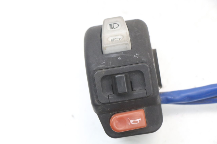 photo de MANUBRIO SINISTRO KYMCO AGILITY 4T 50 (2005 - 2018) - Dettaglio del componente