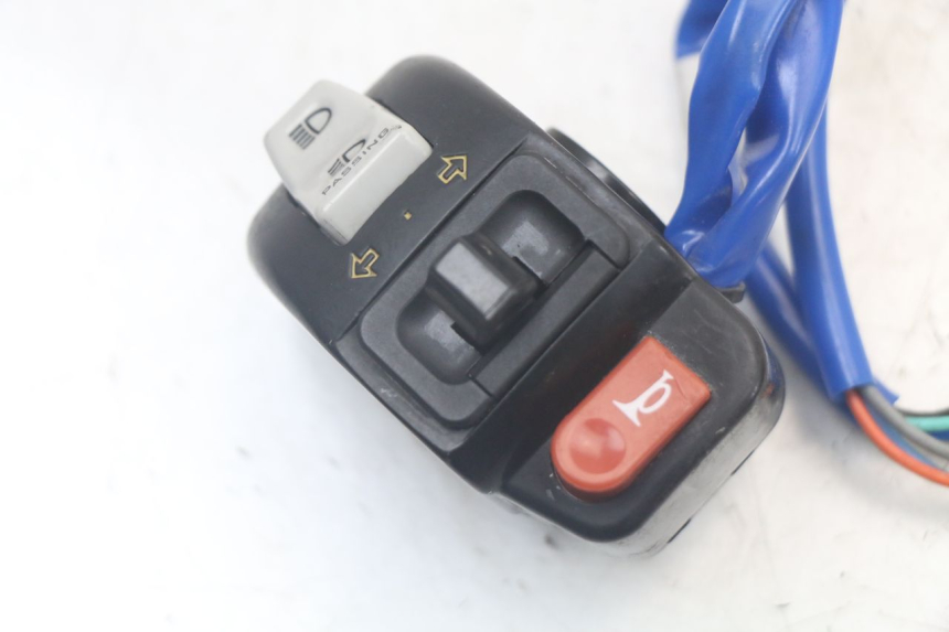 photo de MANUBRIO SINISTRO KYMCO AGILITY 4T 50 (2018 - 2022) - Dettaglio del componente