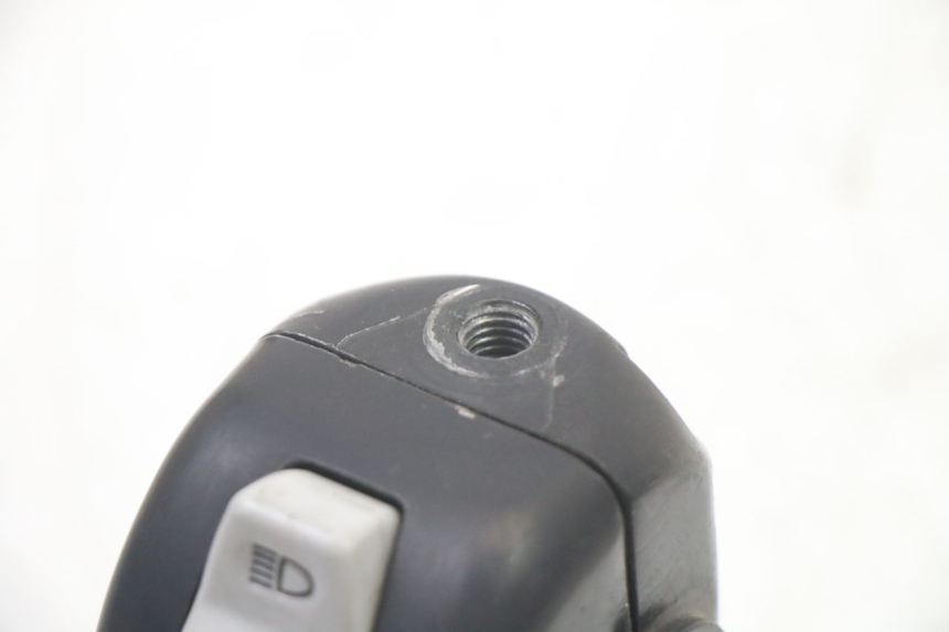 photo de MANUBRIO SINISTRO KYMCO AGILITY 4T 50 (2018 - 2022) - Altra angolazione