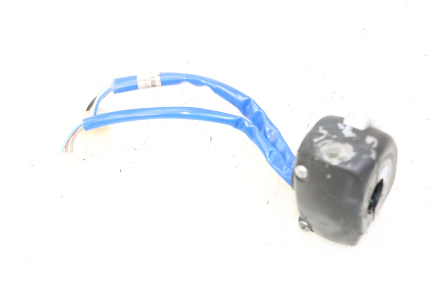 photo de MANUBRIO SINISTRO KYMCO AGILITY 4T 50 (2018 - 2022) - Vista d'insieme del prodotto