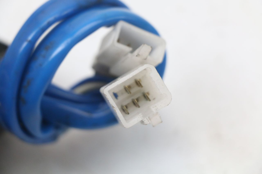 photo de COMMUTATORE SINISTRO KYMCO AGILITY PREMIUM 50 (2007 - 2010) - Dettagli dei punti di fissaggio