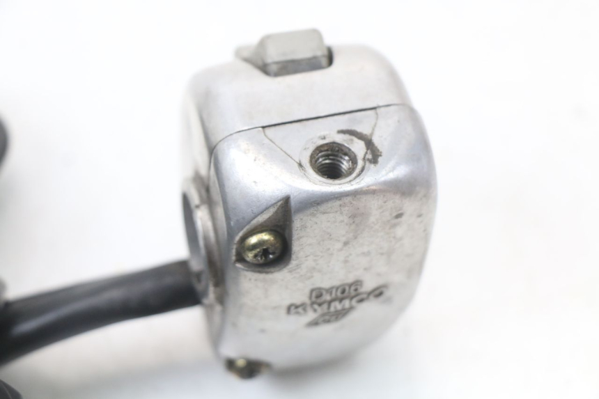 photo de MANUBRIO SINISTRO KYMCO AGILITY RS 4T 50 (2009 - 2013) - Primo piano tecnico