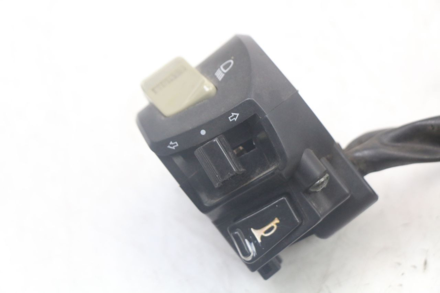 photo de MANUBRIO SINISTRO JONWAY AZTRAL 125 (2008 - 2017) - Dettaglio del componente