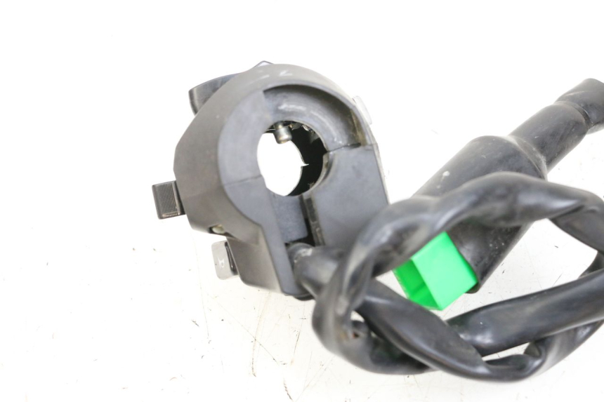 photo de COMMUTATORE SINISTRO MAG POWER BOMBERS 4T 50 (2016 - 2026) - Zoom sullo stato d'uso