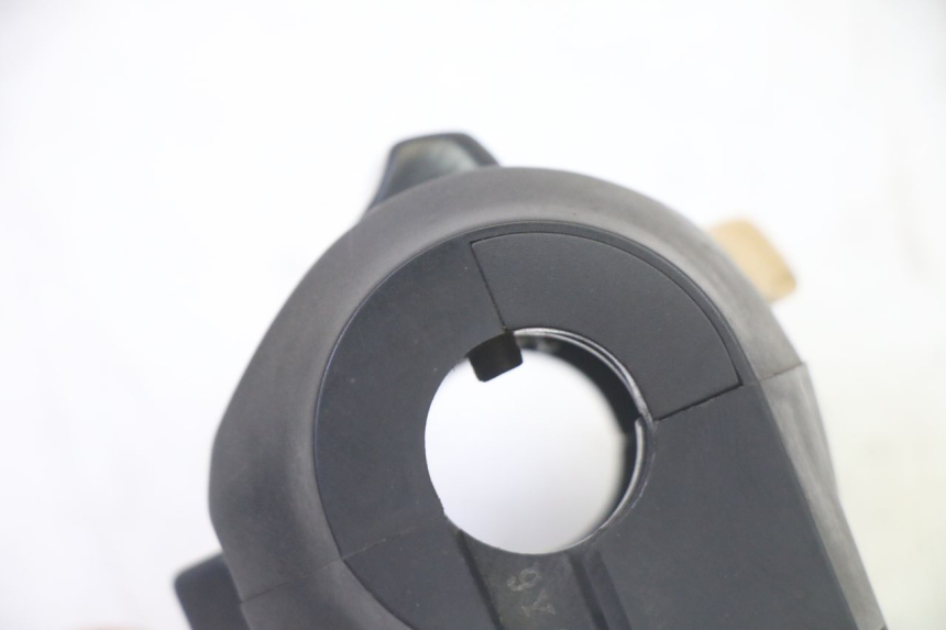 photo de COMANDO SINISTRO SUZUKI BURGMAN 125 (2007 - 2014) - Primo piano tecnico