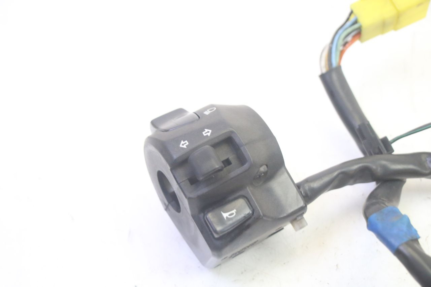 photo de COMANDO SINISTRO SUZUKI BURGMAN 125 (2007 - 2014) - Dettaglio del componente