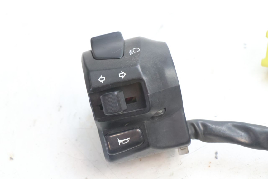 photo de COMANDO SINISTRO SUZUKI BURGMAN 125 (2007 - 2014) - Dettaglio del componente