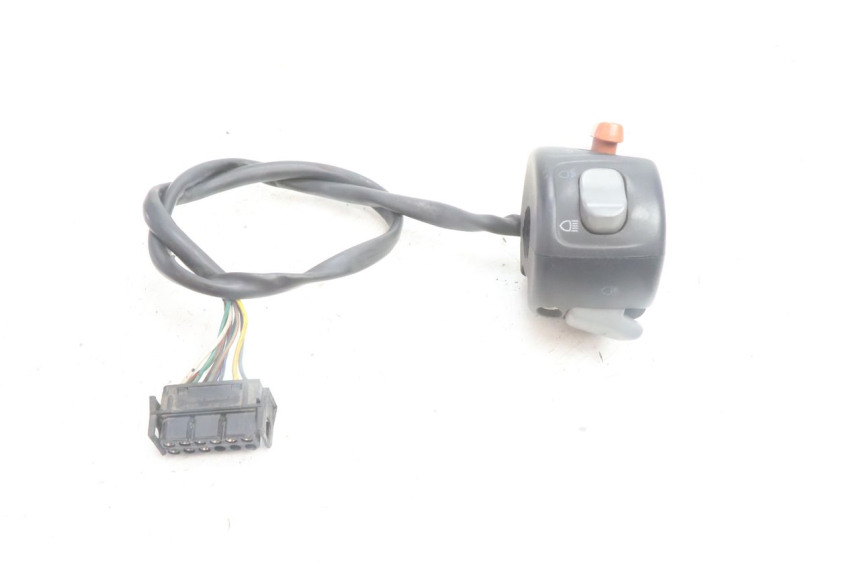 photo de MANUBRIO SINISTRO BMW C1 125 (2000 - 2003) - Altra angolazione