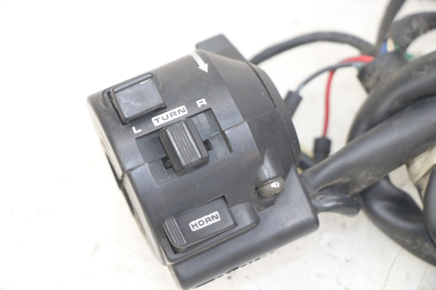 photo de MANUBRIO SINISTRO HONDA CA REBEL 125 (1995 - 2001) - Ricambio usato controllato