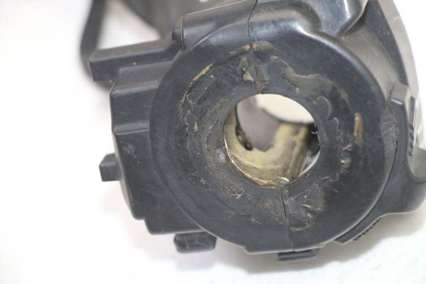 photo de COMMUTATORE SINISTRO HONDA CBR RR FIREBLADE 900 (1992 - 1994) - Stato della superficie e materiale