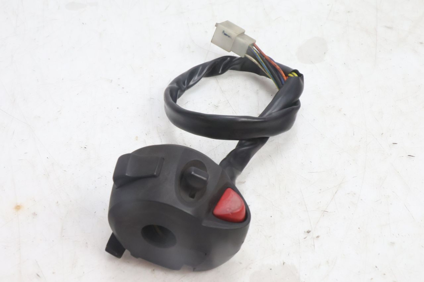 photo de MANUBRIO SINISTRO PEUGEOT CITYSTAR 125 (2011 - 2017) - Dettaglio del componente
