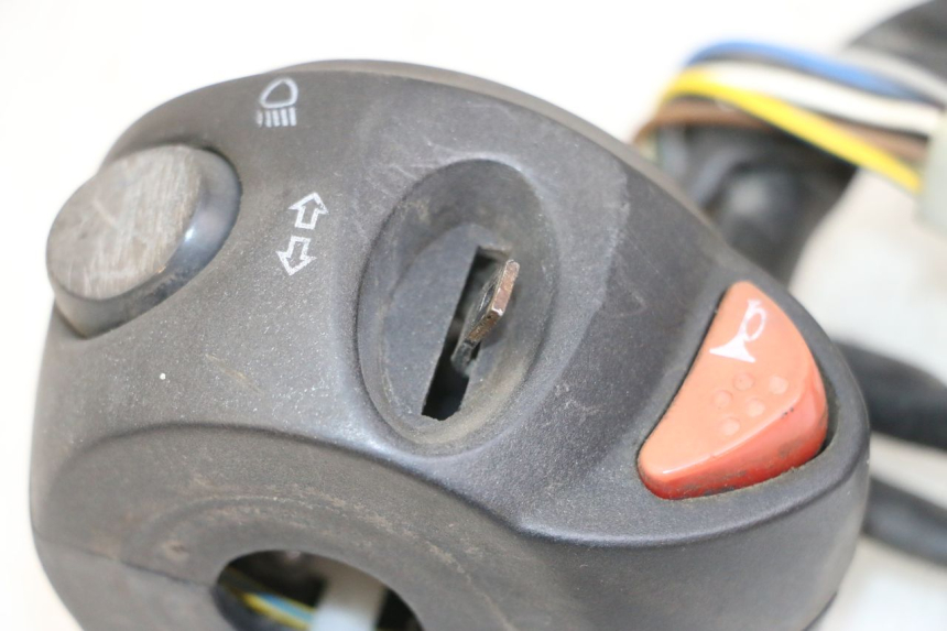 photo de COMANDO SINISTRO PEUGEOT CITYSTAR 50 (2013 - 2017) - Zoom sullo stato d'uso