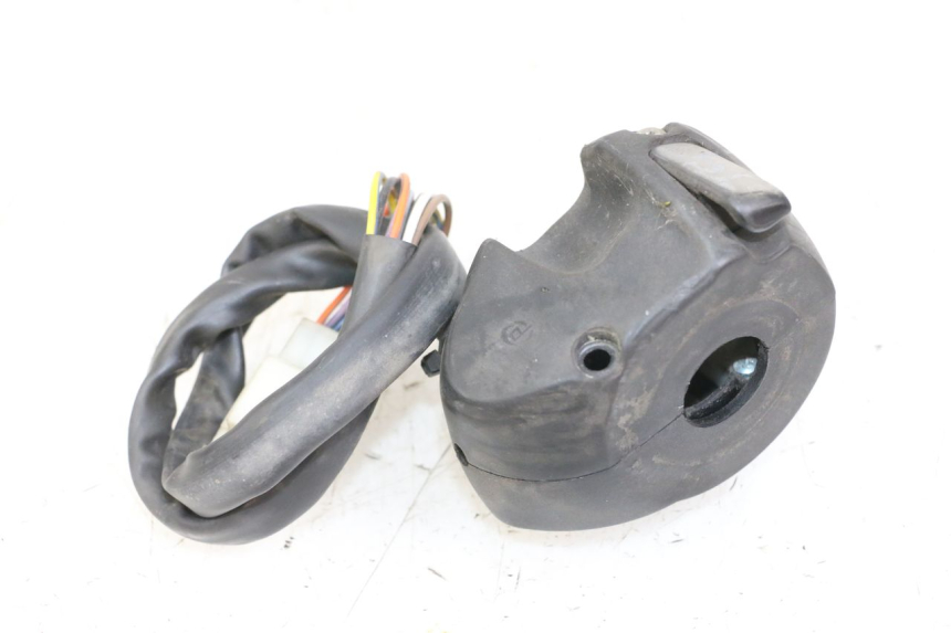 photo de COMANDO SINISTRO PEUGEOT CITYSTAR 50 (2013 - 2017) - Primo piano tecnico