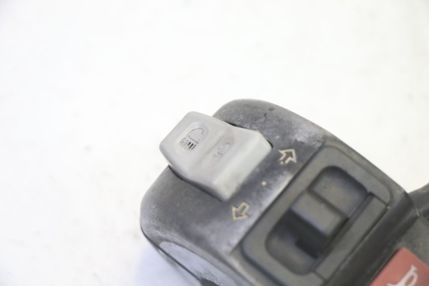 photo de COMANDO SINISTRO SYM CROX 4T 50 (2016 - 2023) - Zoom sullo stato d'uso