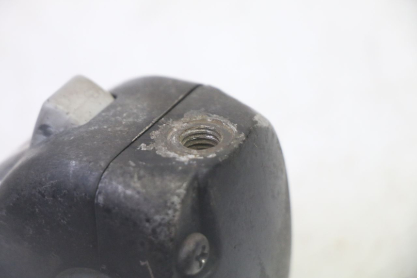 photo de COMANDO SINISTRO SYM CROX 4T 50 (2016 - 2023) - Dettagli dei punti di fissaggio