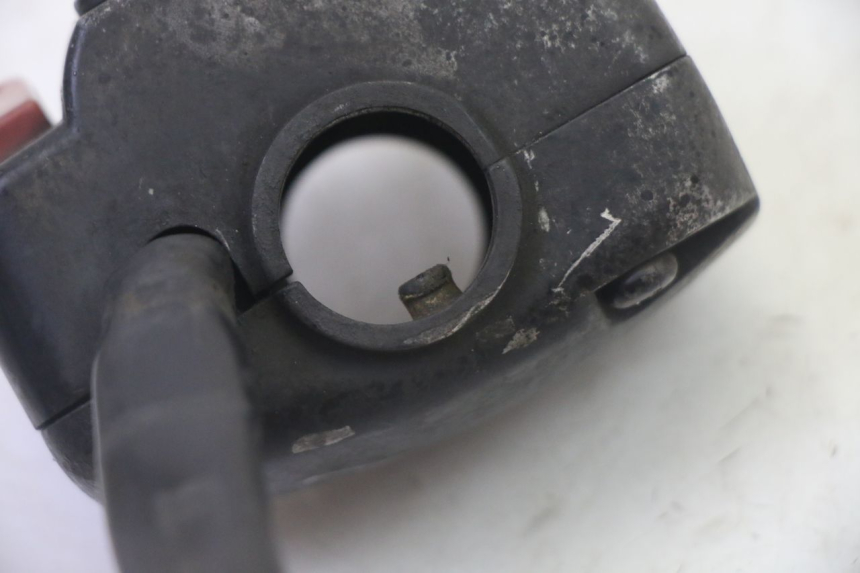 photo de COMANDO SINISTRO SYM CROX 4T 50 (2016 - 2023) - Stato della superficie e materiale