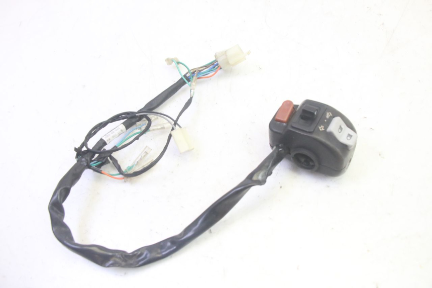 photo de COMANDO SINISTRO SYM CROX 4T 50 (2016 - 2023) - Zoom sullo stato d'uso