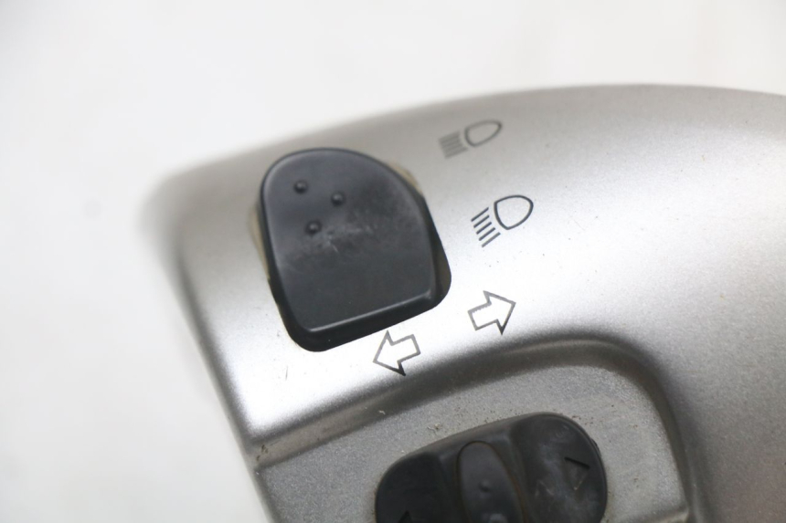 photo de COMANDO SINISTRO YAMAHA CYGNUS X 125 (2004 - 2007) - Dettaglio del componente