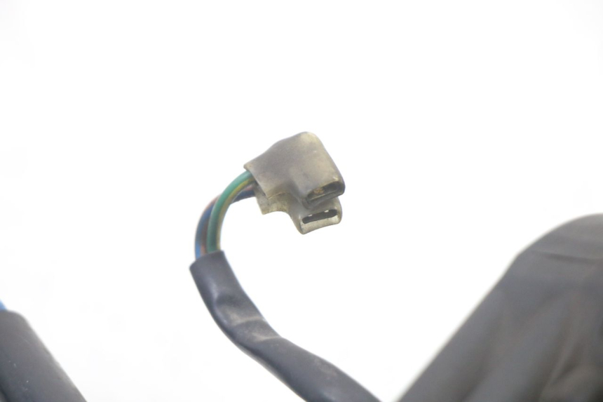 photo de MANUBRIO SINISTRO KYMCO DINK STREET 125 (2009 - 2014) - Dettagli dei punti di fissaggio