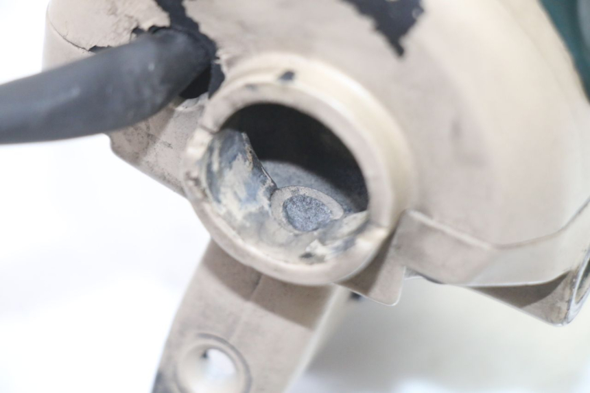 photo de COMANDO SINISTRO PEUGEOT ELYSEO 125 (1999 - 2004) - Stato della superficie e materiale