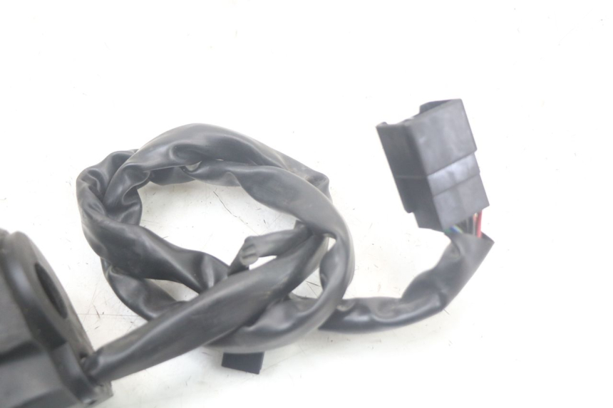 photo de COMMUTATORE SINISTRO KAWASAKI ER-6 ER6 N 650 (2012 - 2016) - Stato della superficie e materiale