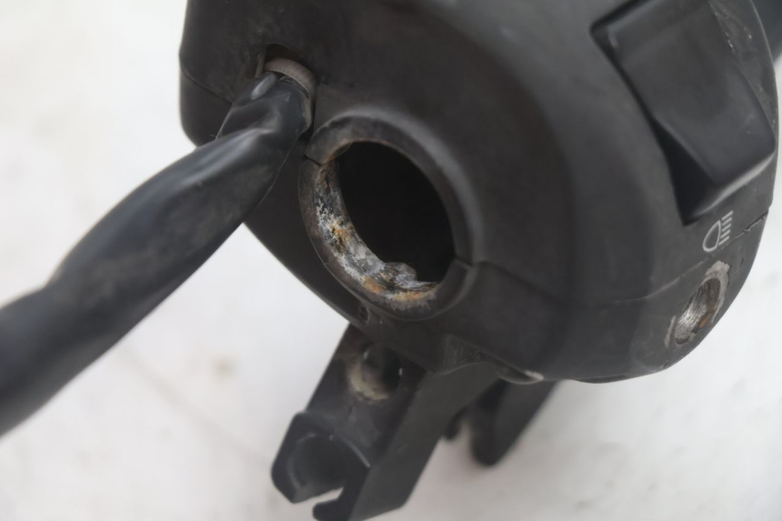 photo de COMANDO SINISTRO JM MOTORS EVOLIS 4T 50 (2018 - 2022) - Stato della superficie e materiale