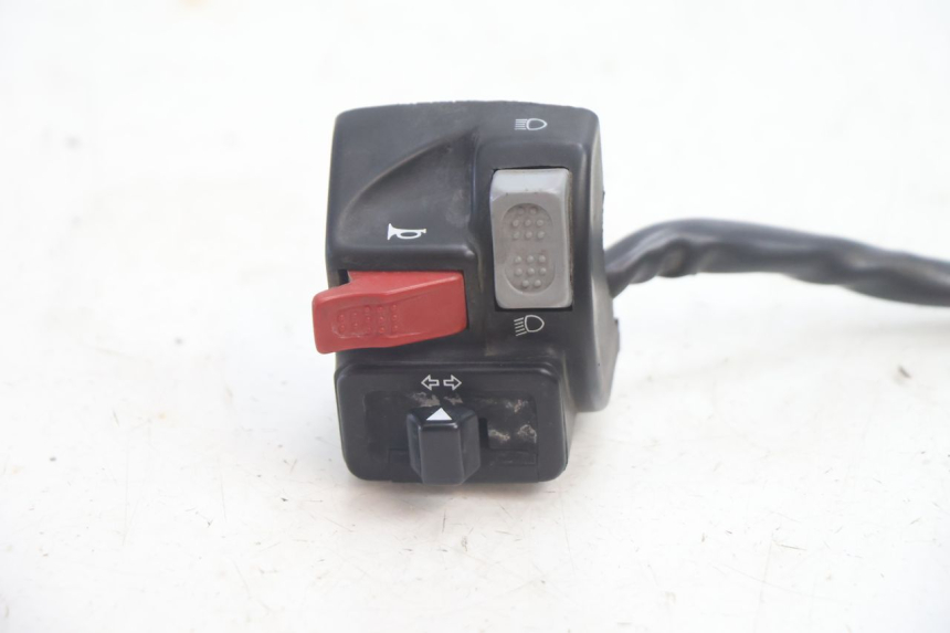 photo de COMMUTATORE SINISTRO MBK EVOLIS 80 (1993 - 1999) - Dettaglio del componente