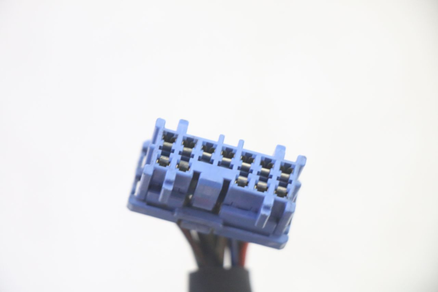 photo de COMANDO SINISTRO HONDA FES S-WING SWING ABS 125 (2007 - 2015) - Altra vista dell'articolo