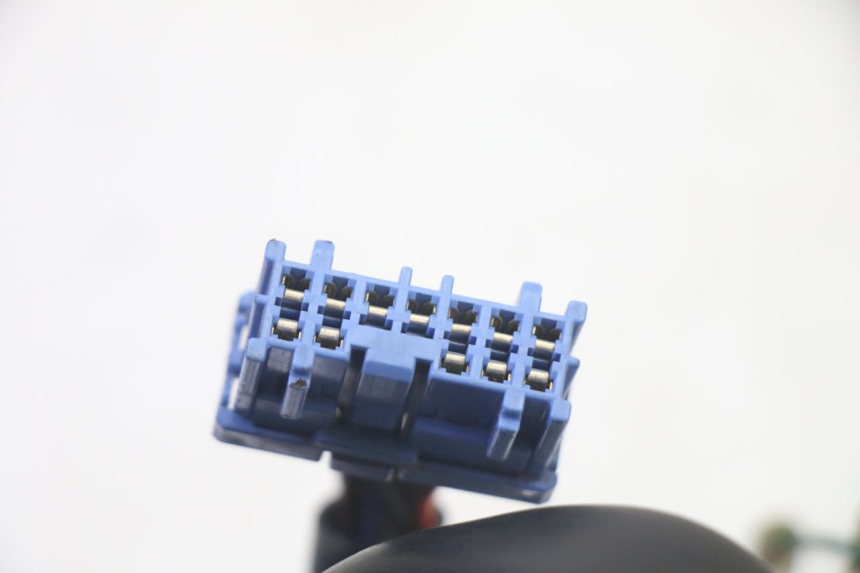 photo de COMANDO SINISTRO HONDA FES S-WING SWING ABS 125 (2007 - 2015) - Ricambio usato controllato