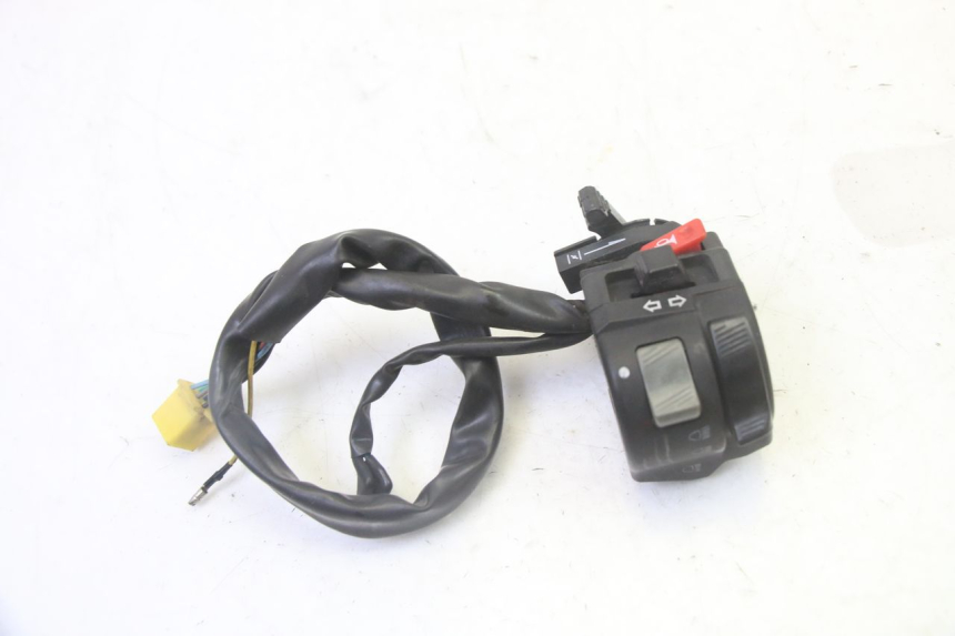 photo de COMMUTATORE SINISTRO STAHO FH 50 (2018 - 2019) - Altra angolazione