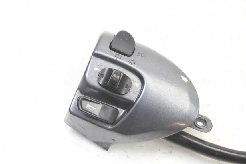 photo de COMMUTATORE SINISTRO MBK FLAME X 125 (2007 - 2016) - Dettaglio del componente