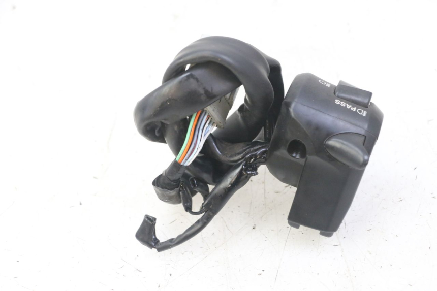 photo de COMMUTATORE SINISTRO HONDA FORZA ABS 300 (2013 - 2017) - Altra angolazione