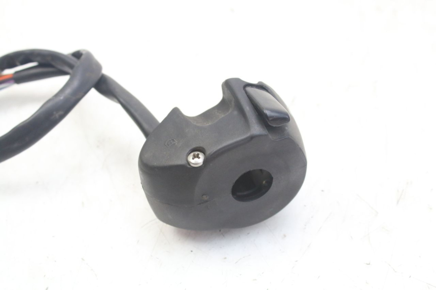 photo de COMMUTATORE SINISTRO PEUGEOT GEOPOLIS RS 125 (2007 - 2009) - Zoom sullo stato d'uso