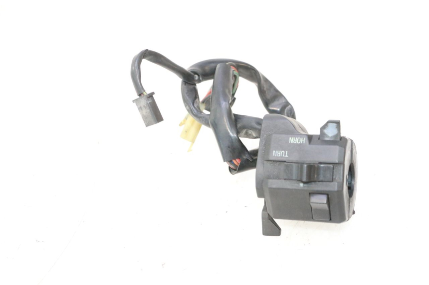 photo de COMMUTATORE SINISTRO KAWASAKI GPX F ZX750F 750 (1986 - 1990) - Zoom sullo stato d'uso