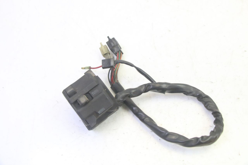 photo de COMMUTATORE SINISTRO KAWASAKI GPX R WARBIRD 600 (1988 - 1993) - Zoom sullo stato d'uso