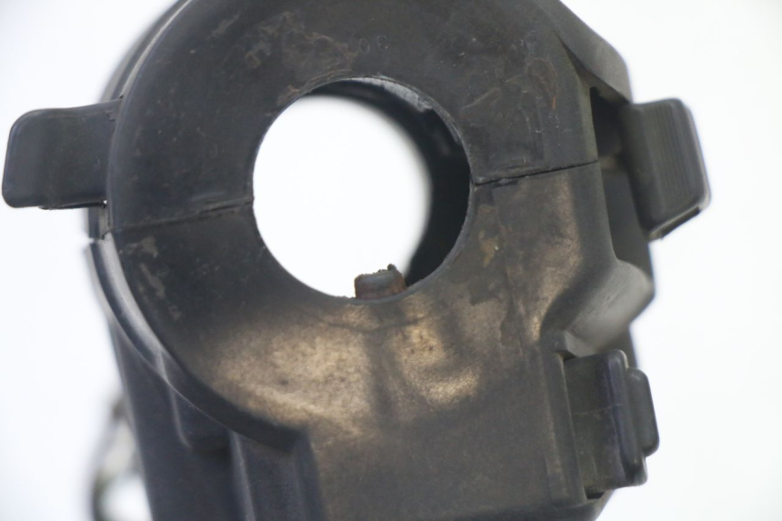 photo de COMMUTATORE SINISTRO KYMCO GRAND DINK 125 (2002 - 2007) - Primo piano tecnico