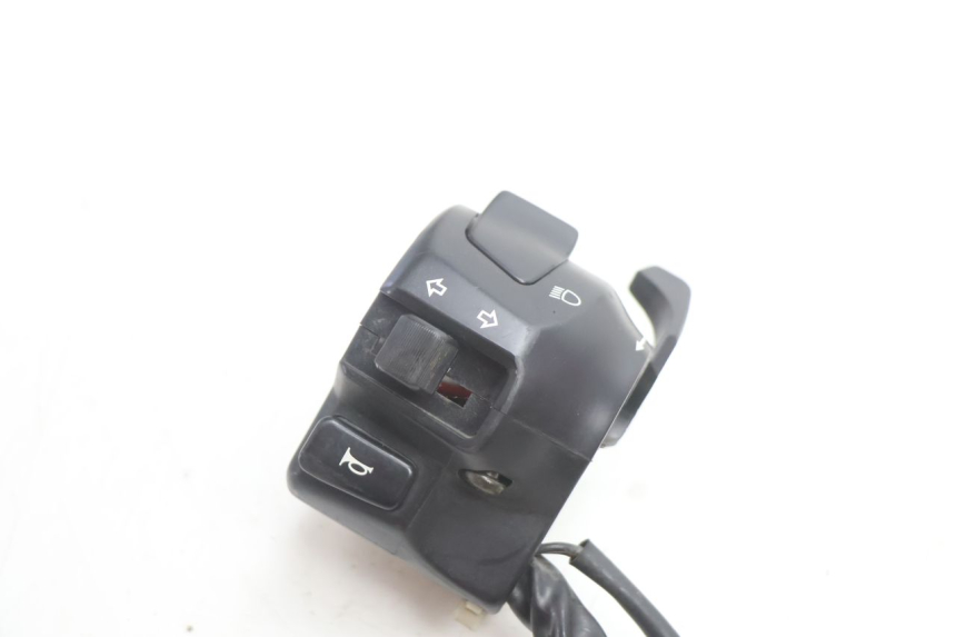 photo de COMMUTATORE SINISTRO SUZUKI GSF N BANDIT 1200 (2001 - 2005) - Zoom sullo stato d'uso
