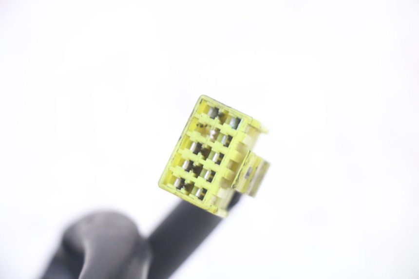 photo de COMMUTATORE SINISTRO SUZUKI GSR 750 (2011 - 2017) - Stato della superficie e materiale