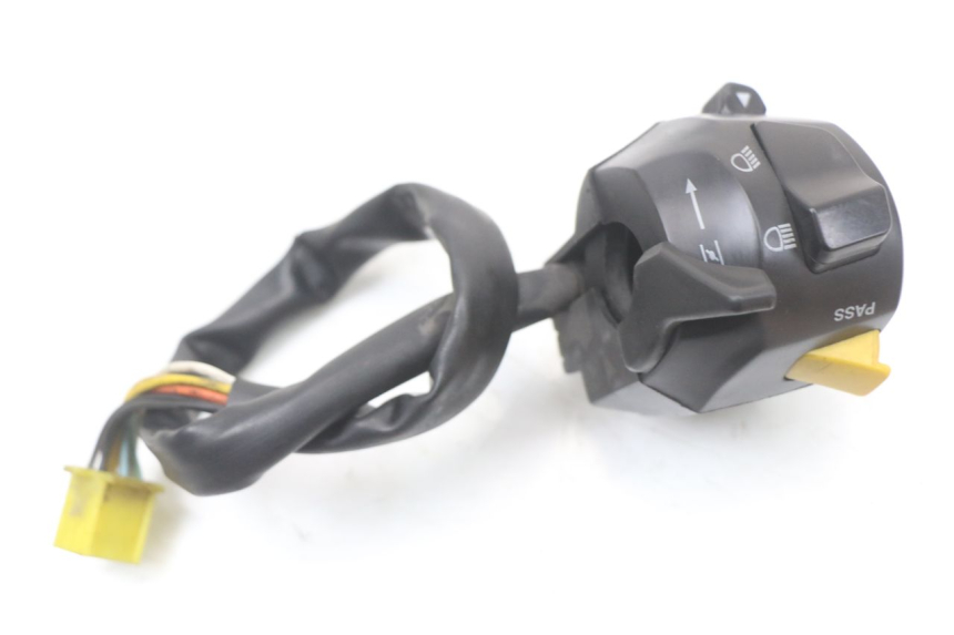 photo de COMMUTATORE SINISTRO HYOSUNG GTR 125 (2006 - 2008) - Altra angolazione