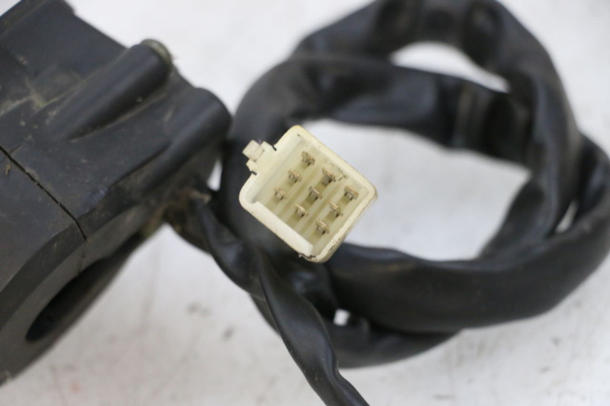 photo de COMMUTATORE SINISTRO JM MOTORS GTS 125 (2015 - 2019) - Primo piano tecnico