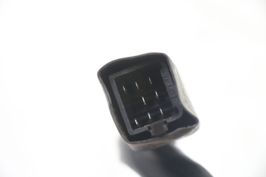 photo de COMANDO SINISTRO PEUGEOT KISBEE 2T 50 (2010 - 2017) - Dettagli dei punti di fissaggio