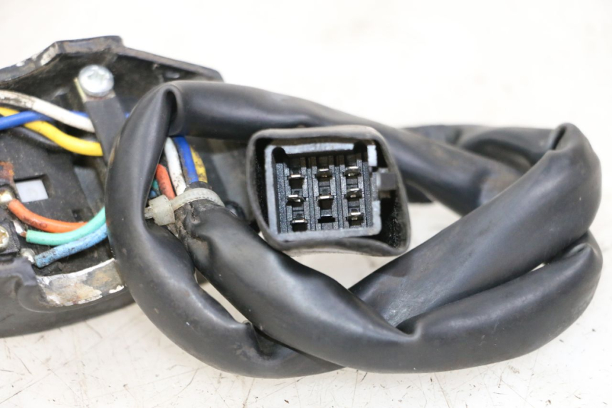 photo de COMANDO SINISTRO PEUGEOT KISBEE 2T 50 (2010 - 2017) - Primo piano tecnico