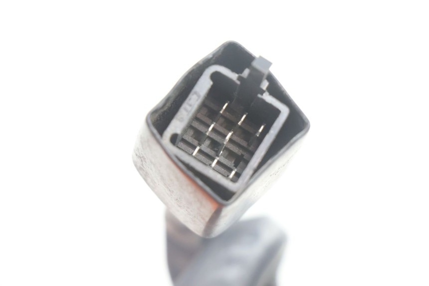 photo de COMANDO SINISTRO PEUGEOT KISBEE 2T 50 (2010 - 2017) - Stato della superficie e materiale