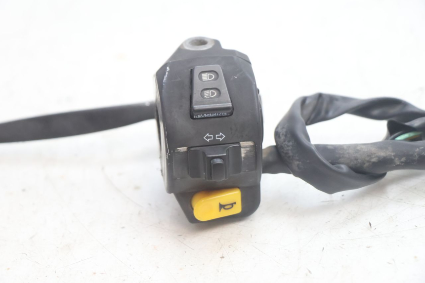 photo de COMANDO SINISTRO PEUGEOT KISBEE 2T 50 (2010 - 2017) - Dettaglio del componente