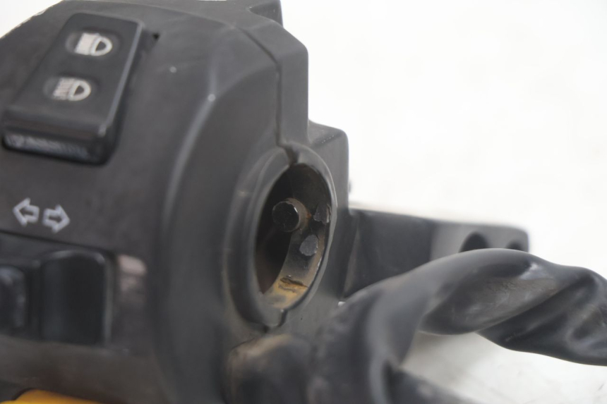 photo de COMANDO SINISTRO PEUGEOT KISBEE 2T 50 (2010 - 2017) - Altra angolazione