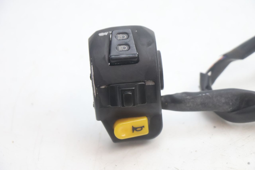 photo de COMANDO SINISTRO PEUGEOT KISBEE 4T 50 (2010 - 2017) - Dettaglio del componente